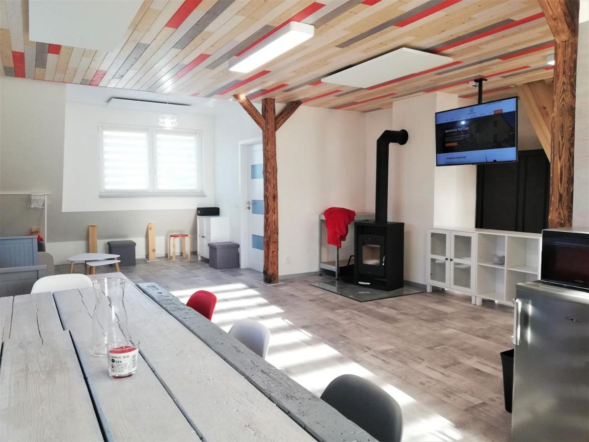 Apartmany Pod Capy, Nasavrky Bagian luar foto