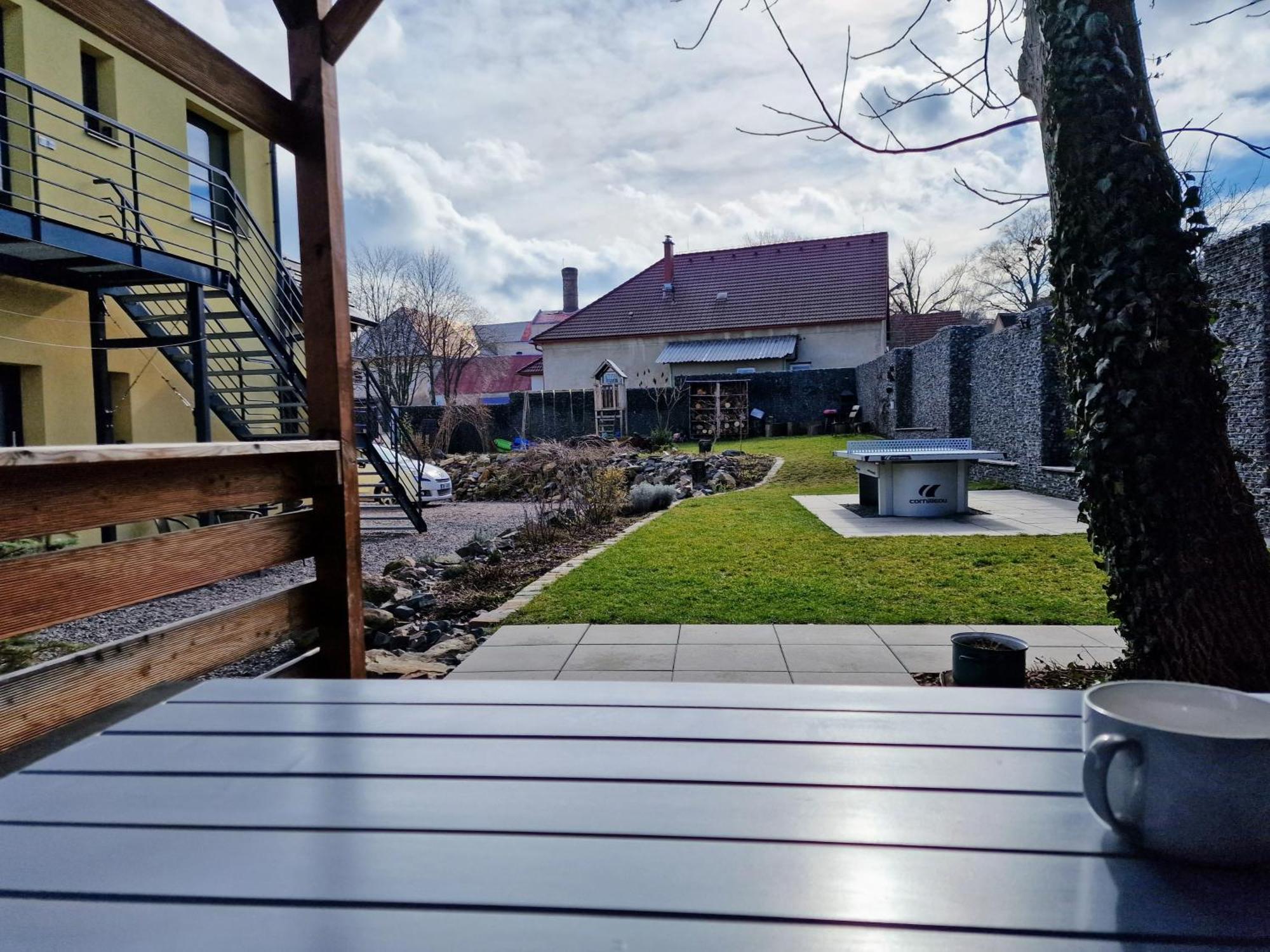 Apartmany Pod Capy, Nasavrky Bagian luar foto