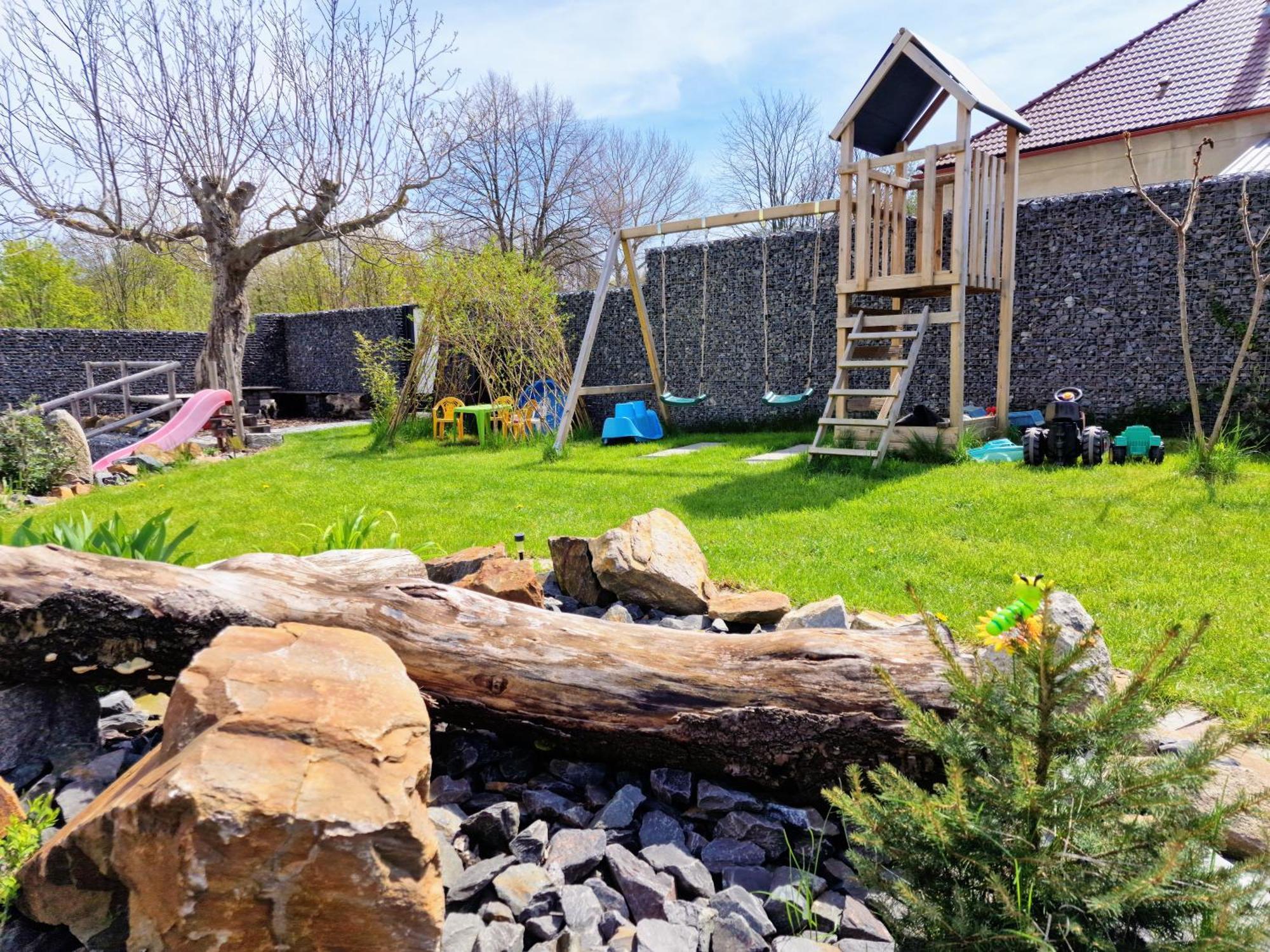 Apartmany Pod Capy, Nasavrky Bagian luar foto